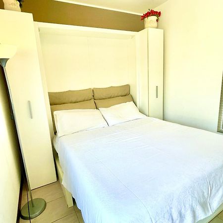 Casa Vacanze Alessandro Spinone Al Lago Екстер'єр фото