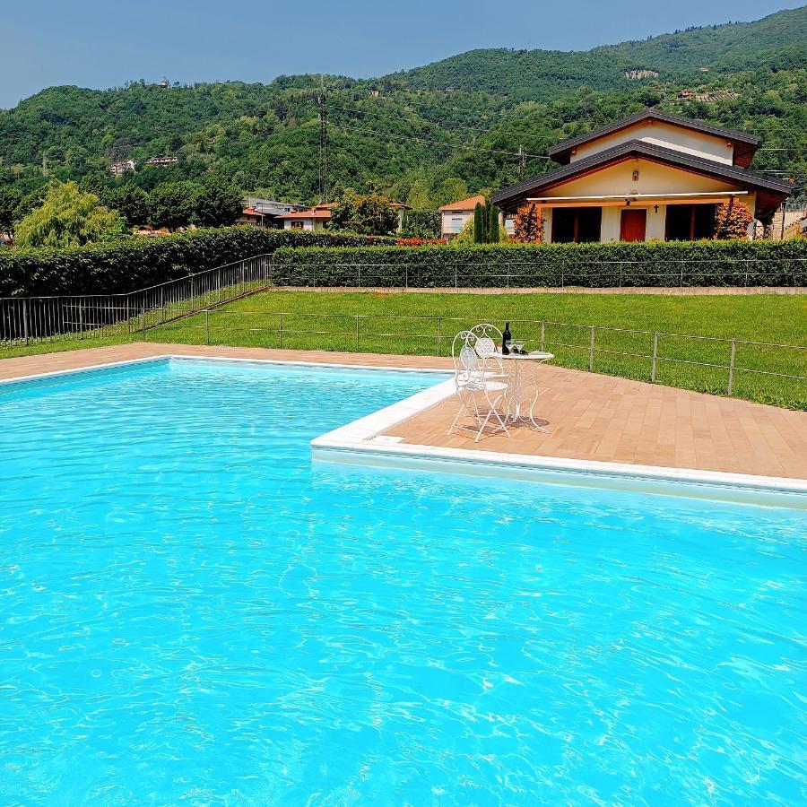 Casa Vacanze Alessandro Spinone Al Lago Екстер'єр фото
