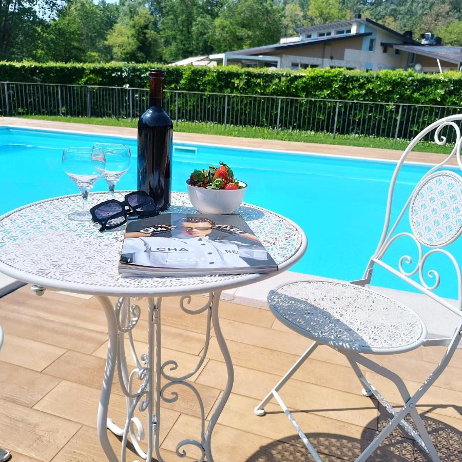 Casa Vacanze Alessandro Spinone Al Lago Екстер'єр фото
