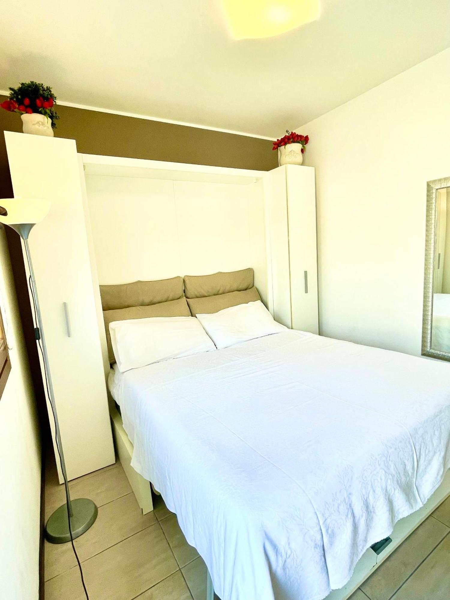 Casa Vacanze Alessandro Spinone Al Lago Екстер'єр фото